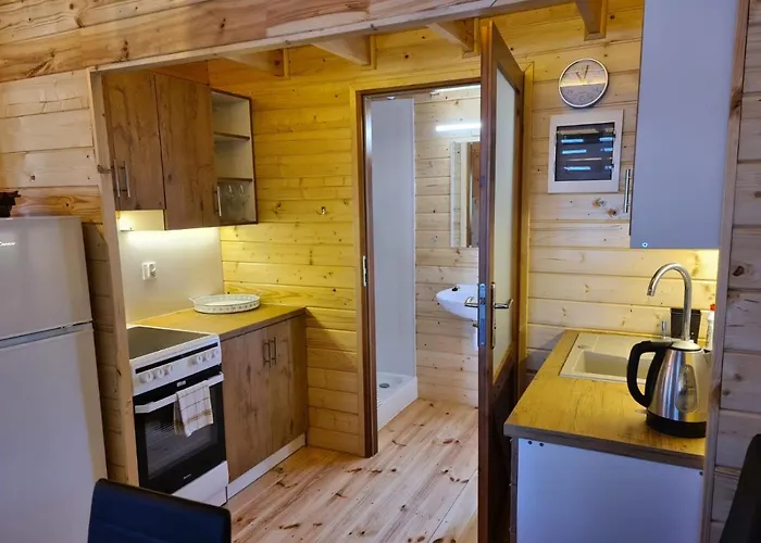 Siedlisko Nr 5a Nad Jeziorem Skarlinskim, Jezioro, Mazury, Letniskowe, Bania Holiday home Kurzetnik